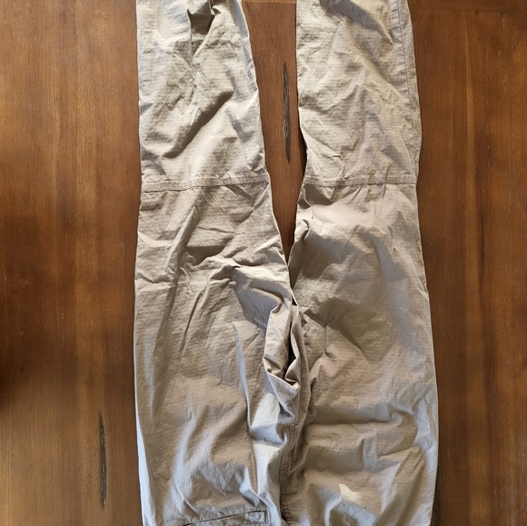 Vuori Ripstop Joggers - Picture 2 of 3